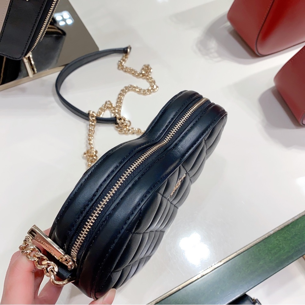 Kate spade Love Quilted Heart Crossbody Purse - Picture 3 of 9